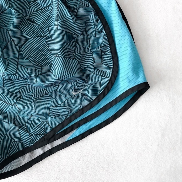 Nike Shorts Geometric blue *Lined - Picture 2 of 11